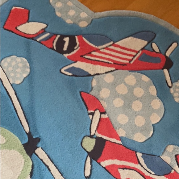 Cloud area rug for children’s room with airplanes Helicopter and clouds. - Picture 4 of 4